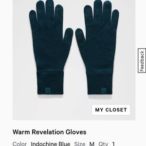 lululemon Warm Revelation Gloves